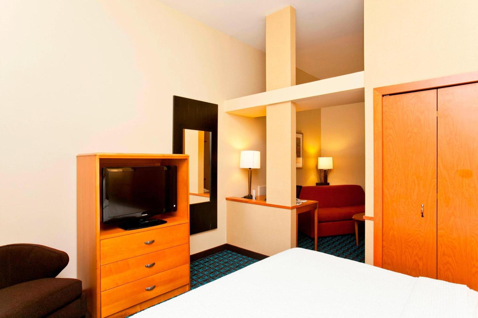Fairfield Inn And Suites By Marriott Уинчестер Экстерьер фото